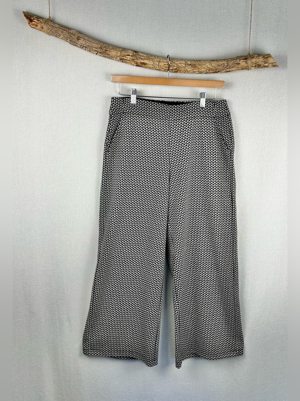 Max Studio Geometric Print Cropped Wide Leg Pants Medium
